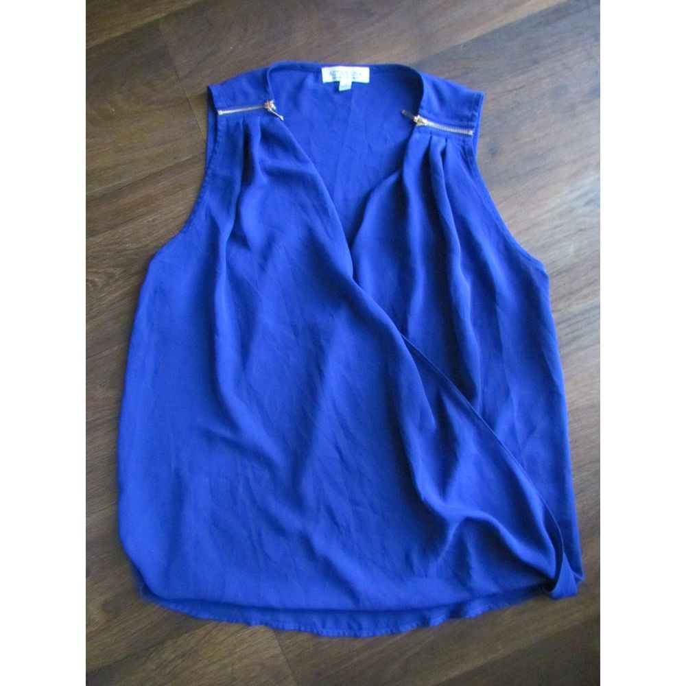 Active USA Electric Neon Blue Top Zippers on Shoulders Size Small